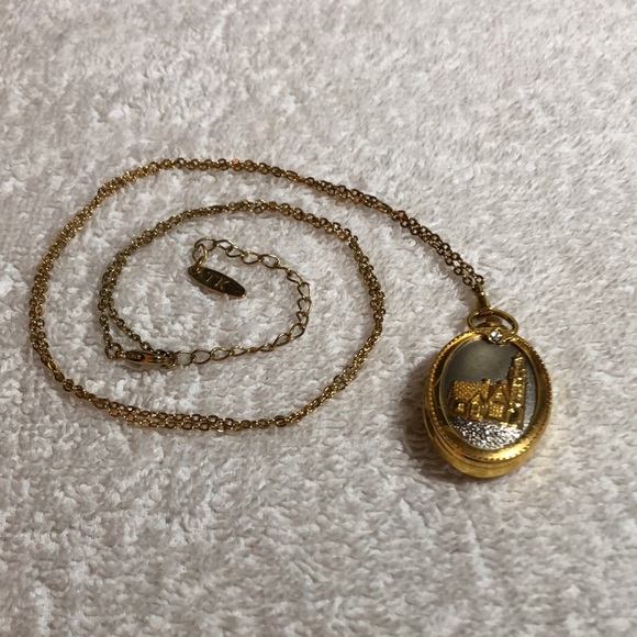 Thomas Kincaid Jewelry Vintage Thomas Kincaid Lighthouse Locket W